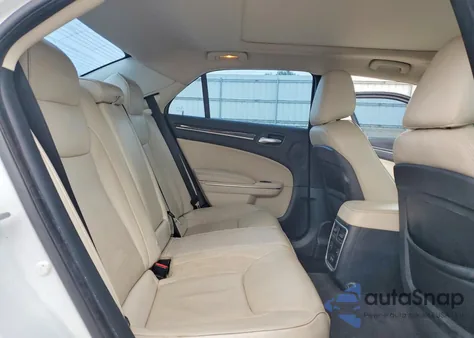 2017 Chrysler 300C из США, поврежденный, VIN 2C3CCAET8HH552418